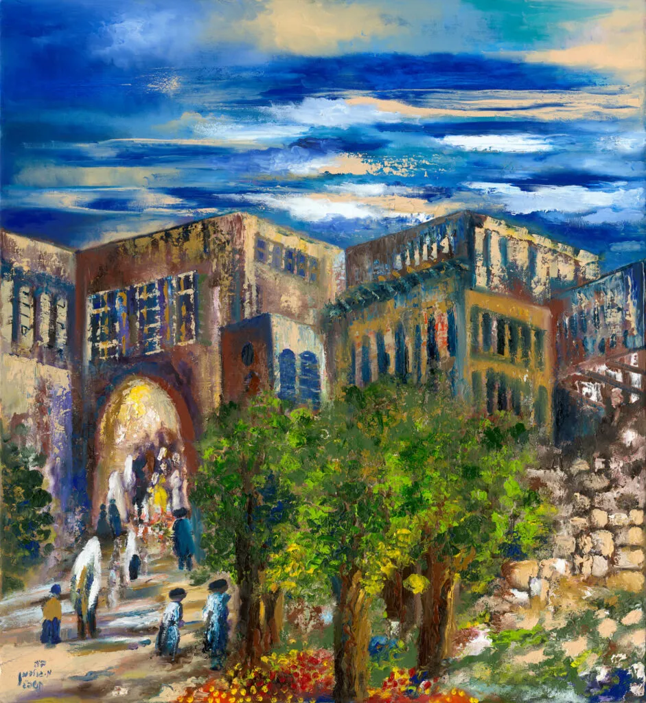 ציור שמן המתאר דמויות יהודיות בלבוש שבת מסורתי הולכות לבית הכנסת דרך רחובות העיר העתיקה בירושלים בשעות הערב - אמנות יהודית דתית המתארת הכנות לשבת"